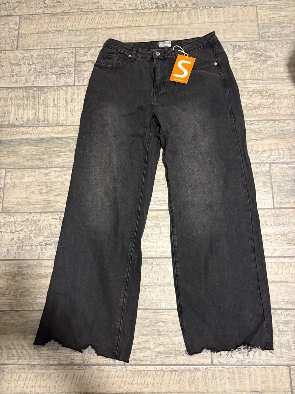 Amazon Black Wide-Leg Raw-Hem Jeans